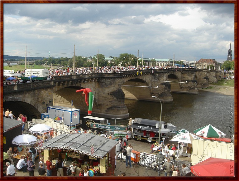 20 - Dresdner Stadtfest op de Augustusbrcke.jpg