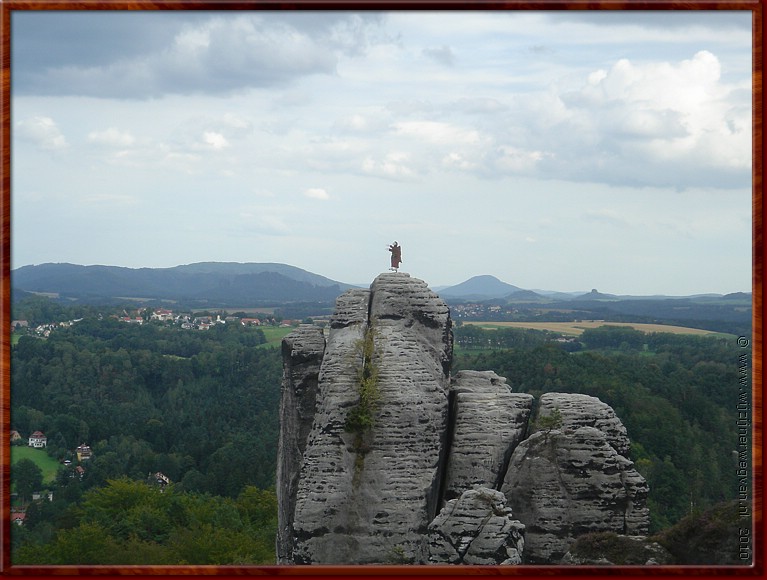 28 - Bastei - TopPop yeah.jpg