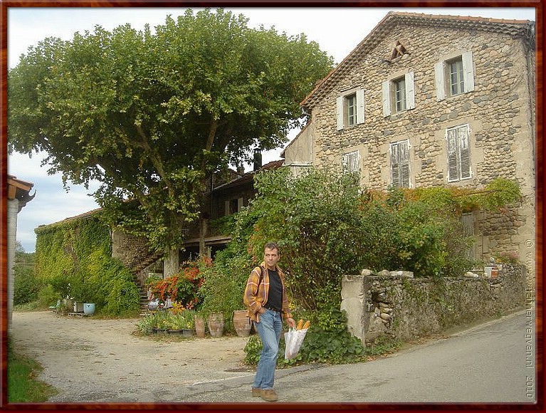 04 - St Laurent du Pape - Broodje Jantje.jpg