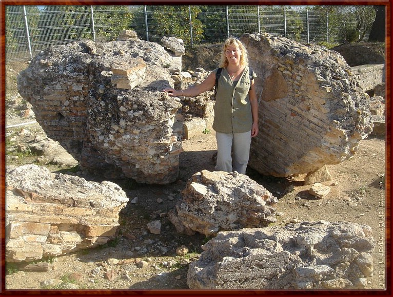 049 Estoi - Milreu - Romeinse rune.jpg