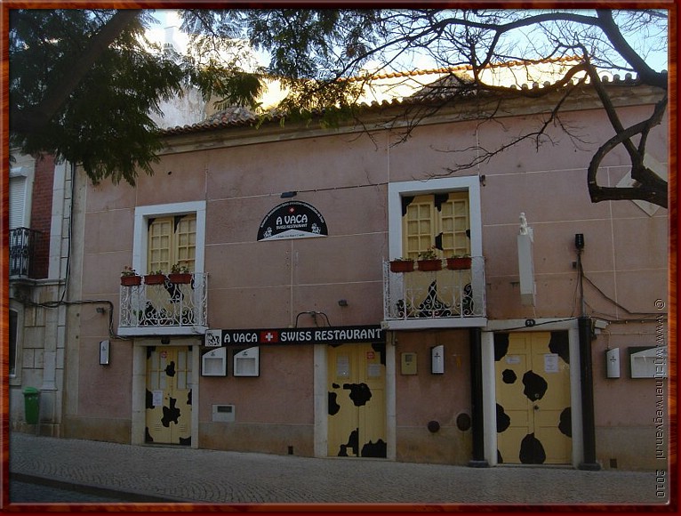 02 Lagos - Koedeur.jpg