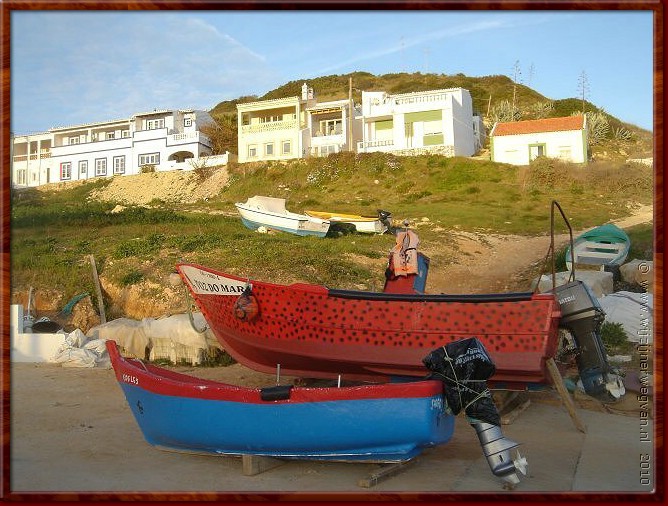 30 Salema - Stippelboot.jpg