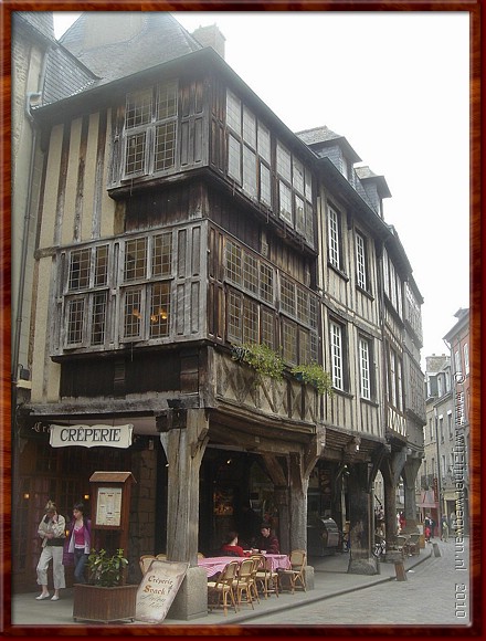 24 - Dinan - Crperiecollonade.jpg