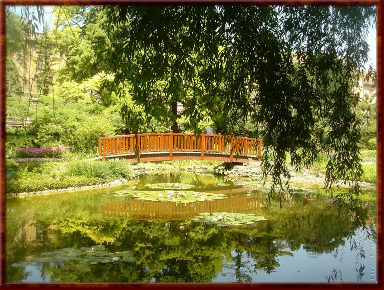 15 Zagreb - Bridge over quiet water.JPG