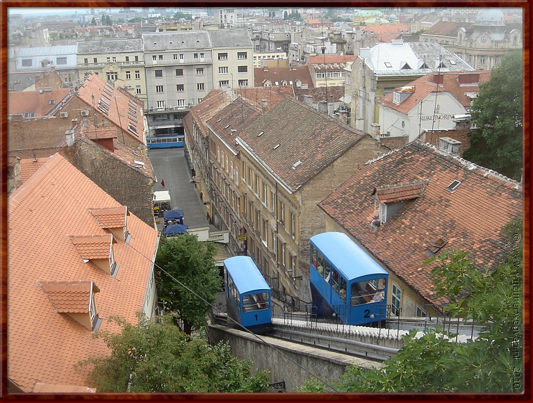 18 Zagreb - Tandradbaan tussen de Bovenstad en Ilica.JPG