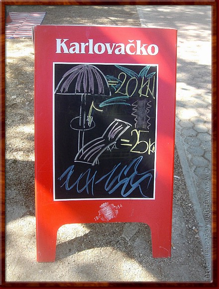 12 Crikvenica - Voor een paar kuna lig je gestrekt en overdekt.jpg