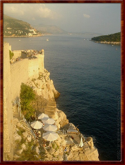 23 Dubrovnik - Rotsterras.JPG