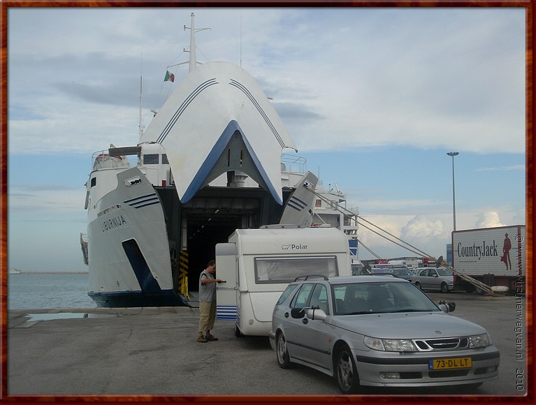 06 Bari - ... en waarom werkt dat slot nu opeens niet meer....JPG