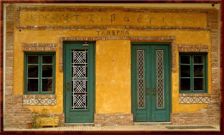 05 Kalambka - Taverna.JPG