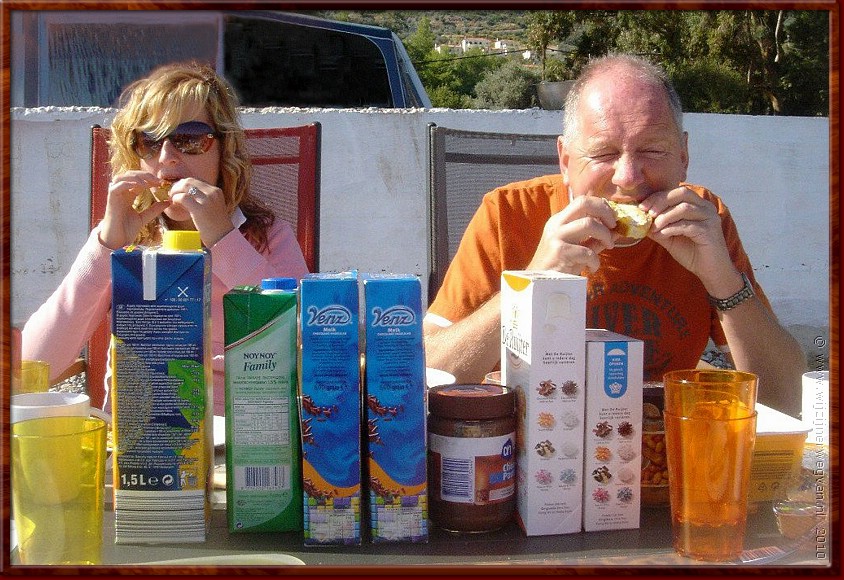 26 Epidavros - Lekker Grieks ontbijtje.jpg