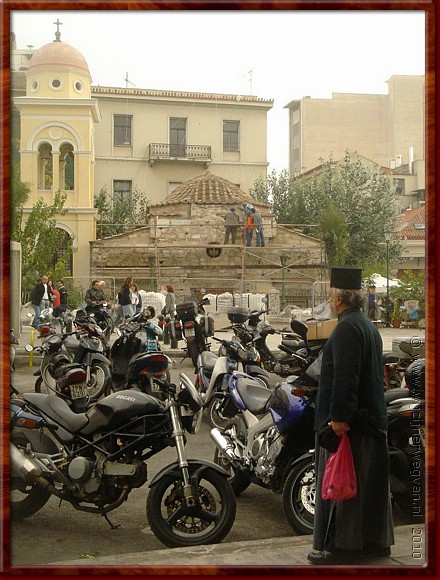 09 Athene - Jongensdroom of midlife-crisis.JPG