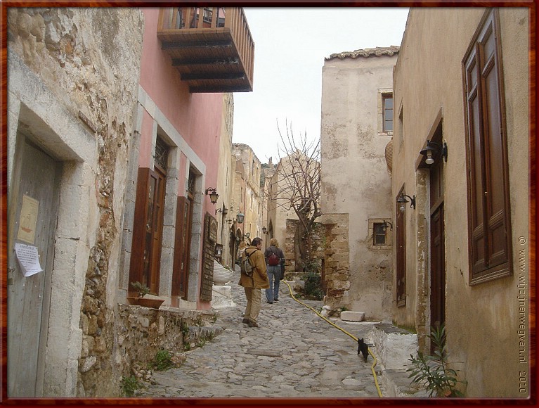 42 Monemvasia - Af en toe ook een ezel.JPG