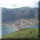 48 Monemvasia - Nieuwe stad vanaf bovenstad.JPG