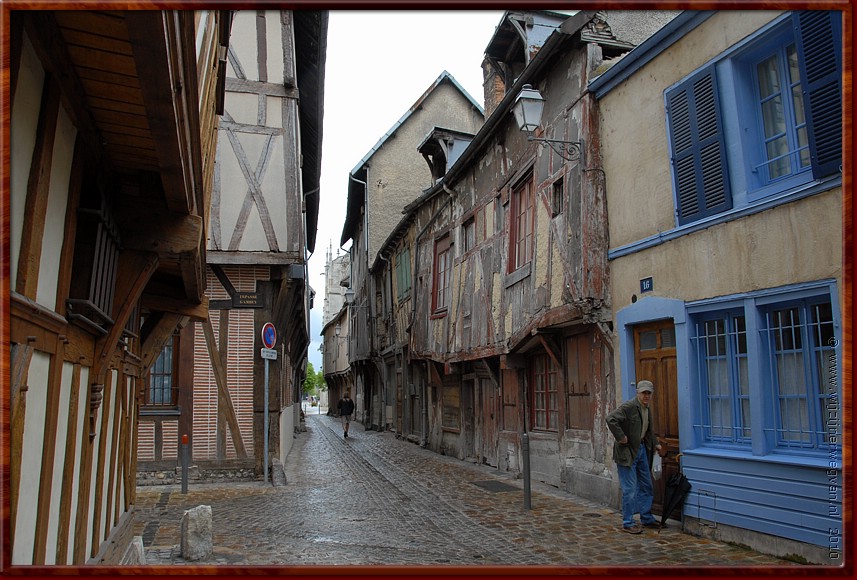 038 - Troyes - Blauw past bij jou.jpg