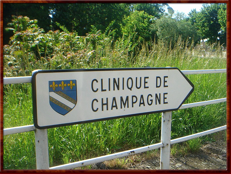 056 - Troyes - En dat valt hier ook nog onder de verzekering!.jpg