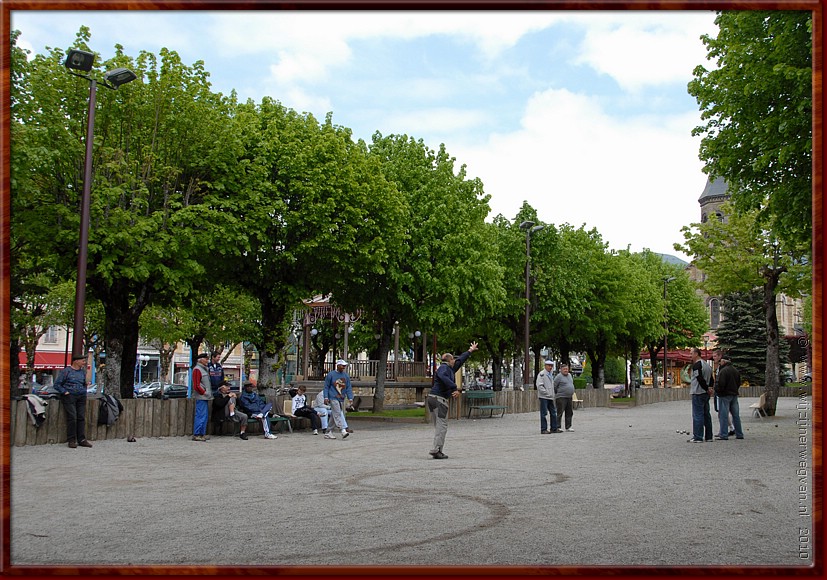 09 - La Bourboule - 5 over rood.JPG