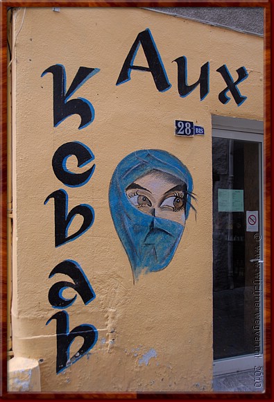 008 - Millau - Babes en kebab.JPG