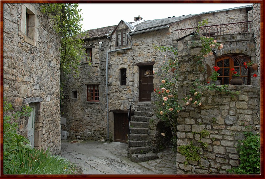 017 - Cantobre - Hoofdstraat.JPG