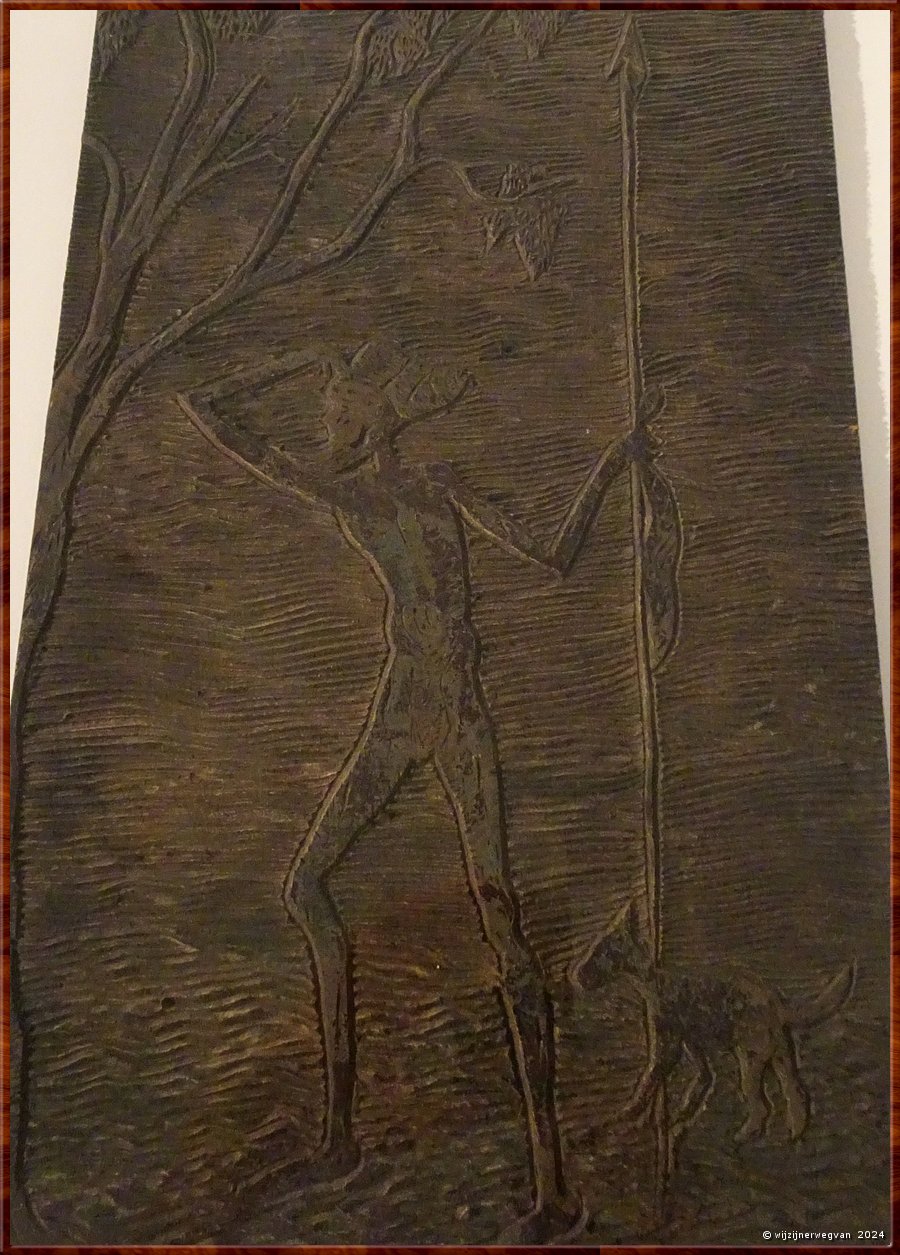 

Sydney
Museum of Contemporary Art Australia
'Boothung and Mirrigarng', Kevin Gilbert (1990)

Lino platen  -  34/53