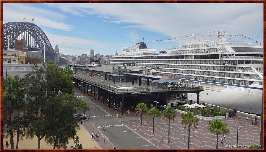 

Sydney
Circular Quay
Overseas Passenger Terminal  -  41/53