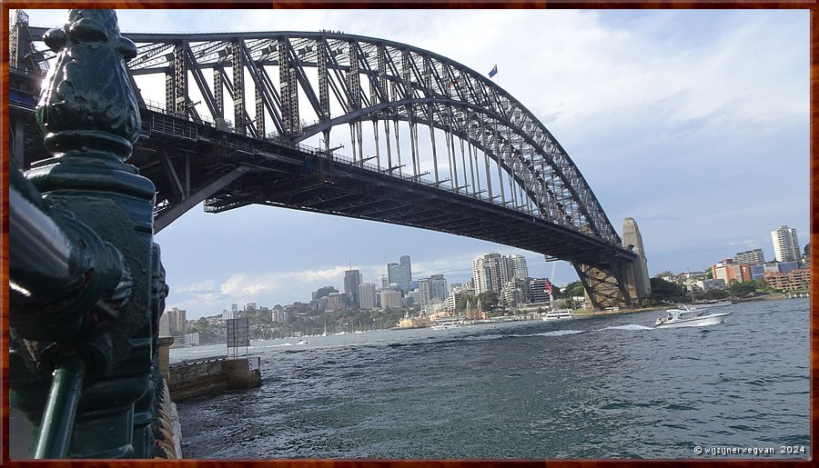 

Sydney
Hickson Road Reserve
Harbour Bridge  -  51/53