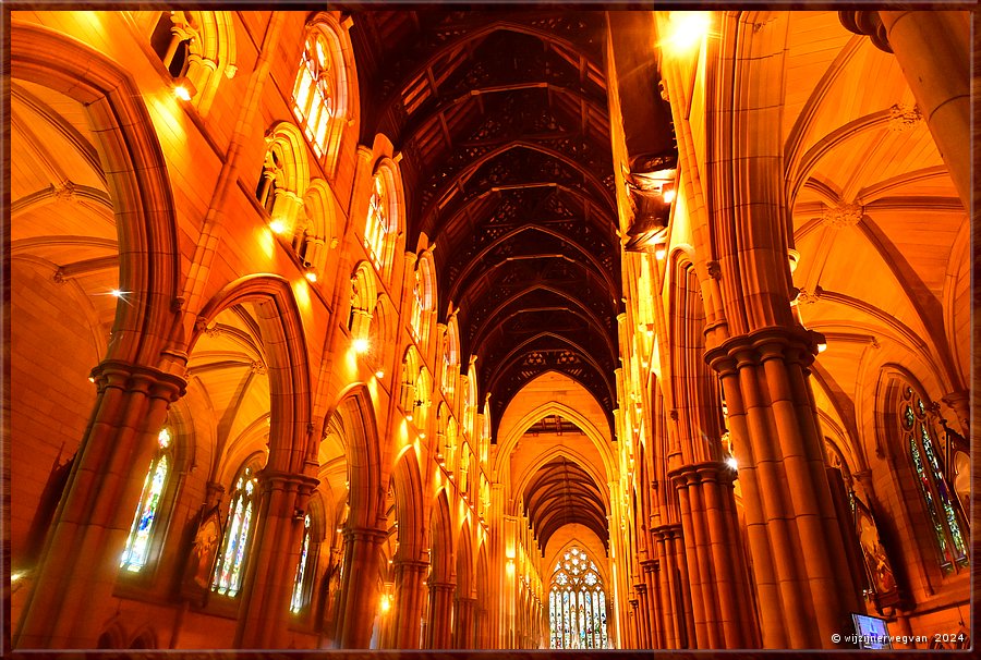 

Sydney
Saint Mary's Cathedral  -  27/30