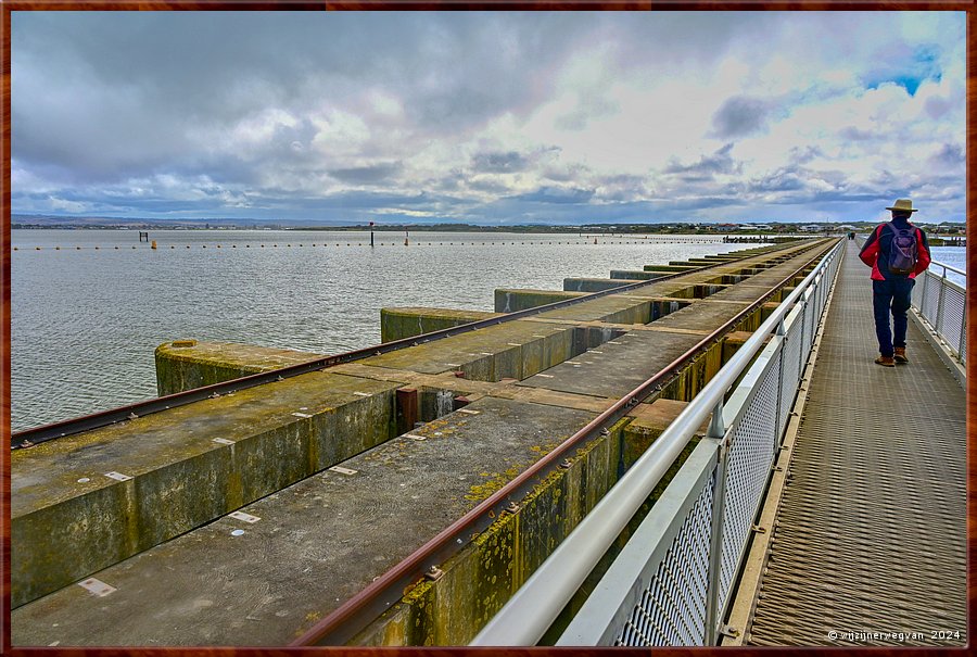 

Goolwa
Goolwa Barrage
In de stuwdammen zijn vispassages ingebouwd  -  14/42