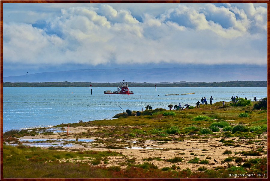 

Goolwa
Coorong National Park
Hindmarch Island
Murray Mouth Lookout  -  28/42