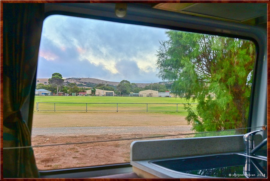 

Port Elliot 
Showgrounds
Keukenzicht  -  41/42