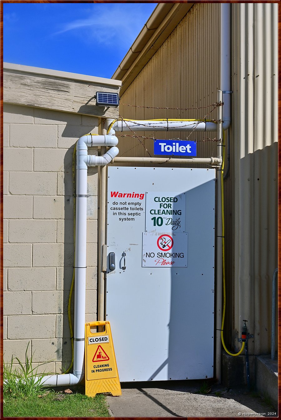 

Port Elliot
Showgrounds
Toegang toilet  -  42/42