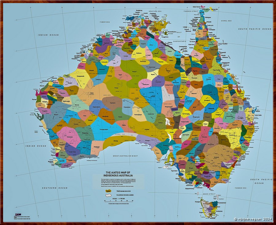

Adelaide
South Australian Muaseum  
Tindale Map, Norman B Tindale (1974)
Dit is Aboriginal Australi. 
De kaart toont de grondgebieden van meer dan 250 Aboriginal groepen 
ten tijde dat de Britten binnenvielen 
Tindale heeft 50 jaar aan de map gewerkt, meestal hier in het museum.
De kaart weerlegt de stelling dat het land leeg was, terra nullius, ten tijde van de Britse invasie.  -  40/45