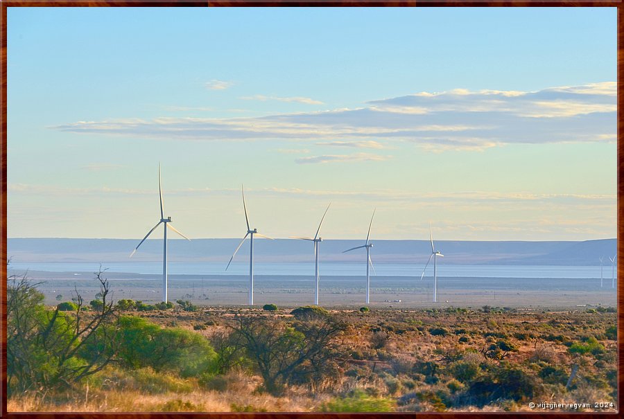 

Princess Highway
Windfarm  -  23/25