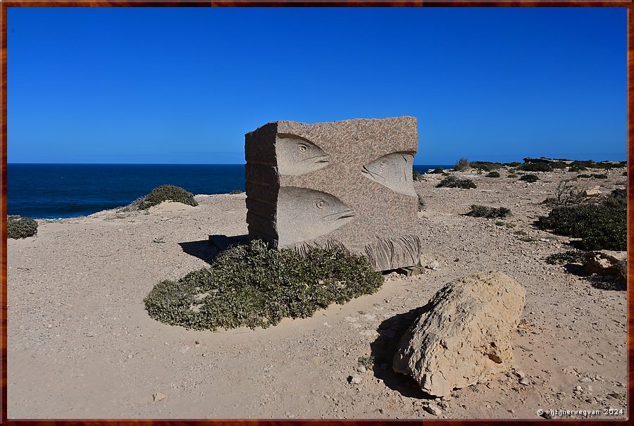 

Elliston
Cliff Top Drive 
Salmon Point  -  21/43