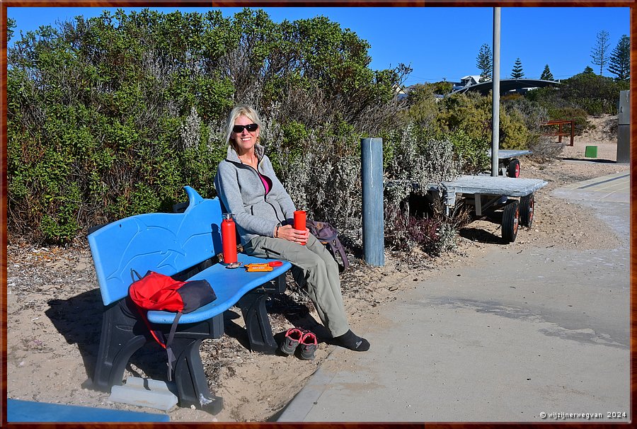 

Venus Bay
Bay Road  -  31/43
