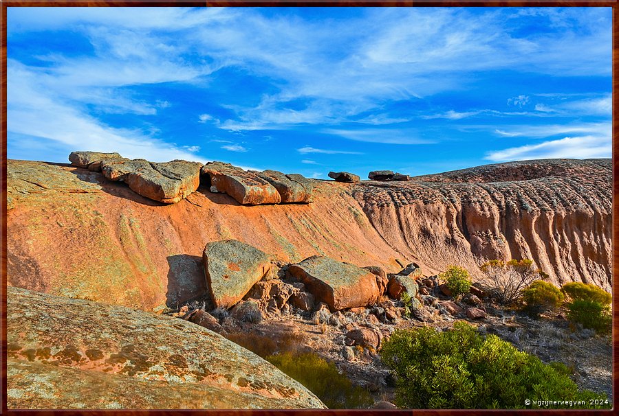 

Minnipa
Pildappa Rock  -  18/27