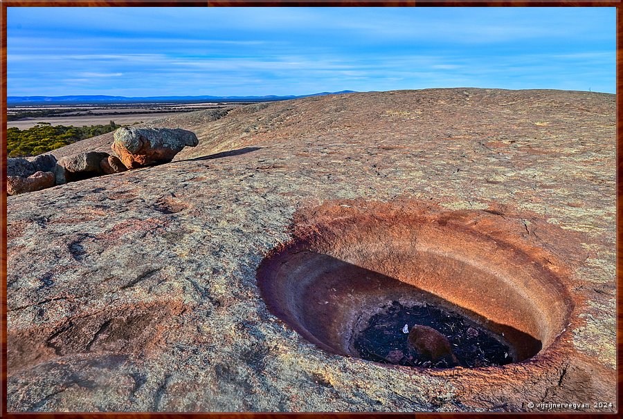 

Minnipa
Pildappa Rock  -  24/27