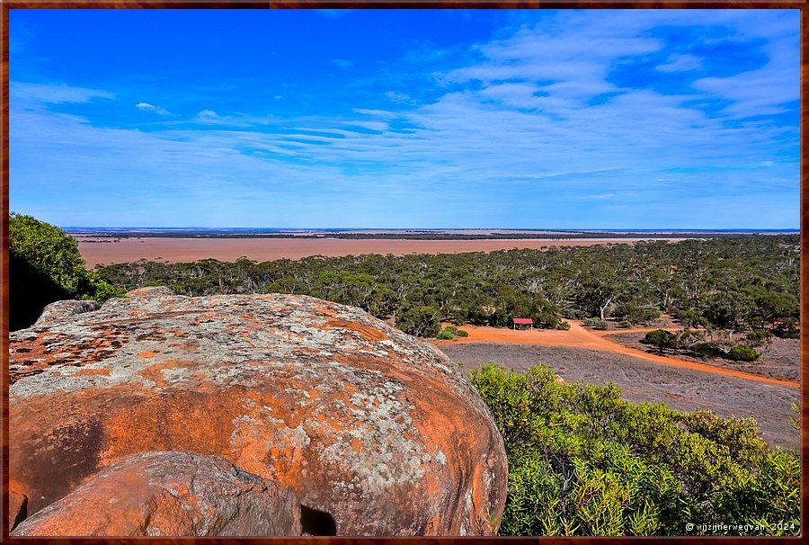 

Minnipa
Tcharkuldu Rock  -  8/25