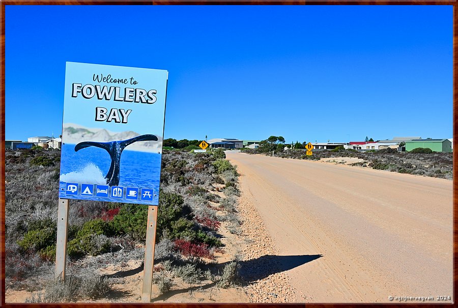 

Nullarbor Plain
Fowlers Bay
Welkom  -  21/31