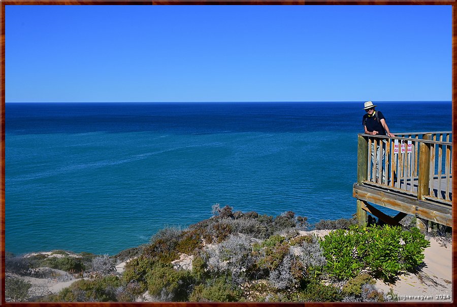 

Nullarbor Pain 
Head of Bight
Zie ik al iets?  -  19/41