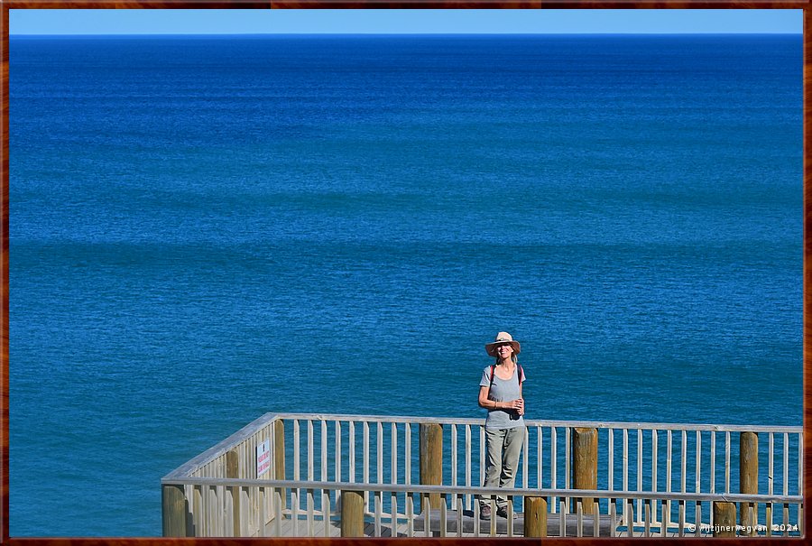 

Nullarbor Pain 
Head of Bight
Uitkijken  -  27/41