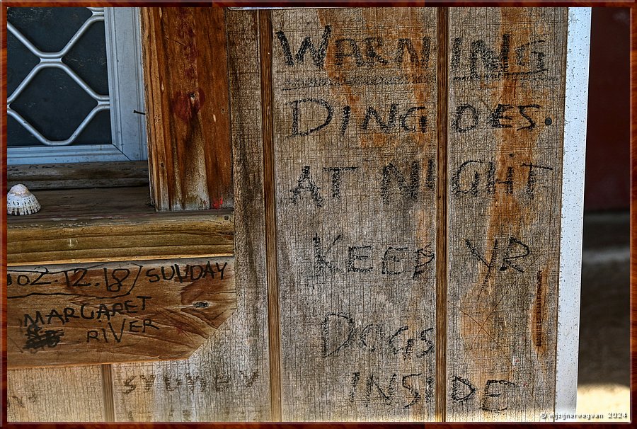 

Nullarbor Pain 
Head of Bight
Warning: Dingoes at night. Keep yr dogs inside.  -  37/41