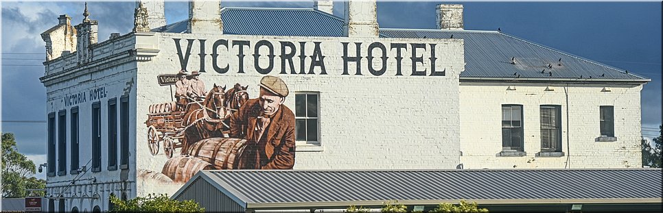 14-03-2024 - Yarram - 'Victoria Hotel Alberton', Heesco (2023)