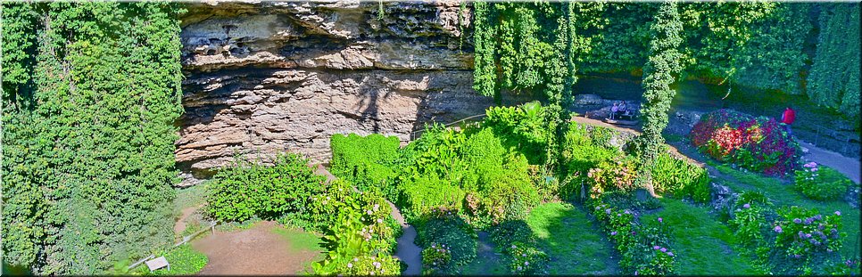 22-4-2024 Mount Gambier - Umpherston Sinkhole, The Sunken Garden