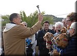 Het zegenen van de meegebrachte honden in het asiel van Jvea