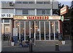 Restaurant Valkenburg in Benidorm. We vragen ons dan af, is er ook een Restaurant Benidorm in Valkenburg?
Er is in ieder geval n Benidorm Bastard aanwezig!