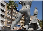 'Monumento a los Fenicios' van J. Cabrera (2013) aan de Paseo Prieto Moreno in Almucar